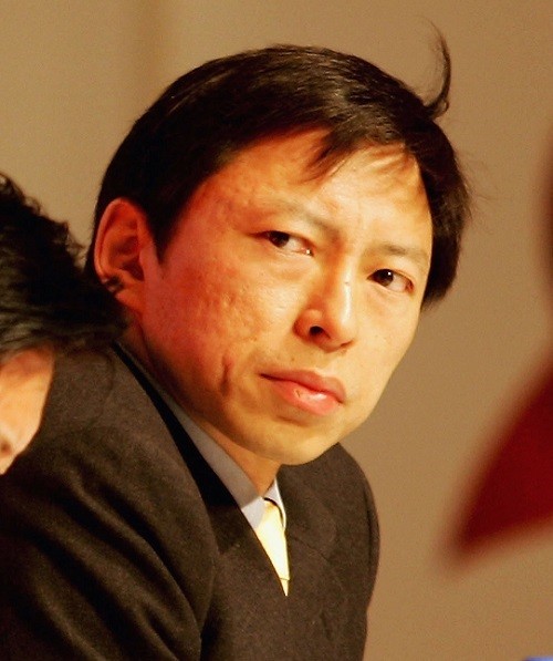 Rags to Riches: Unpacking Zhang Chaoyang's $425 Million Journey